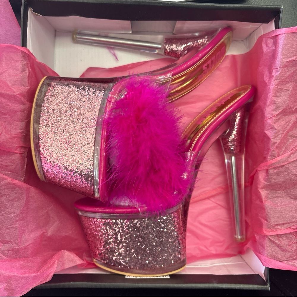 Source Unknown Fuchsia Glitter Platform Heels